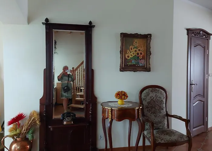 Dworek Pod Kasztanami 3* Grzybowo (West Pomeranian)