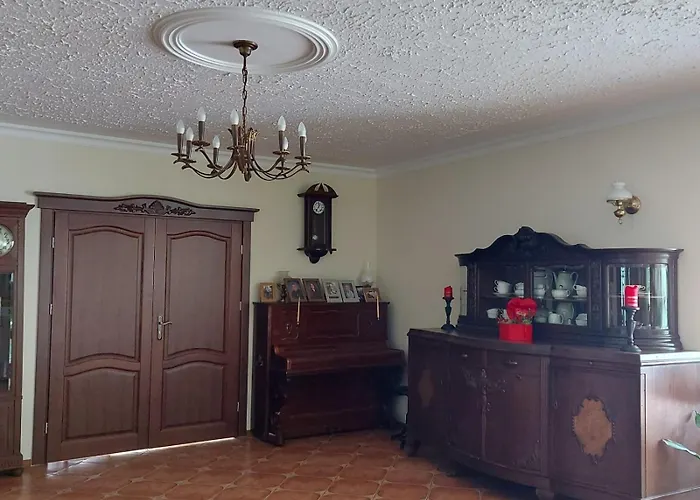 Dworek Pod Kasztanami Pensión 3*